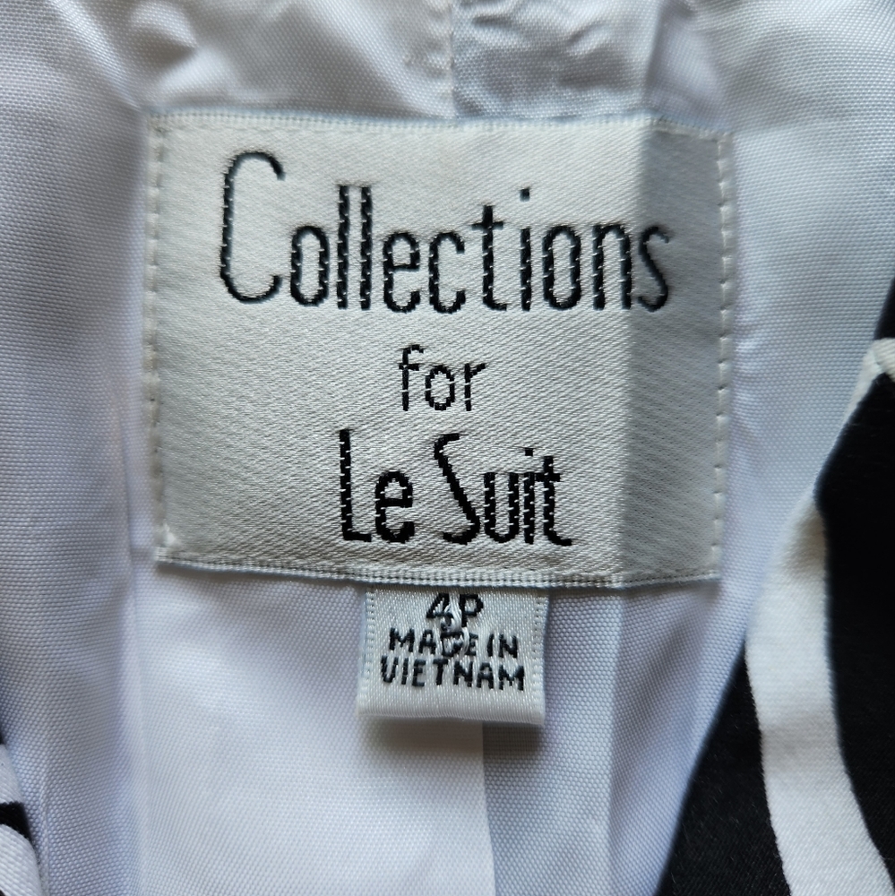 Collections for Le Suit Zebra Jacket, Size 4P - Picture 4 of 7